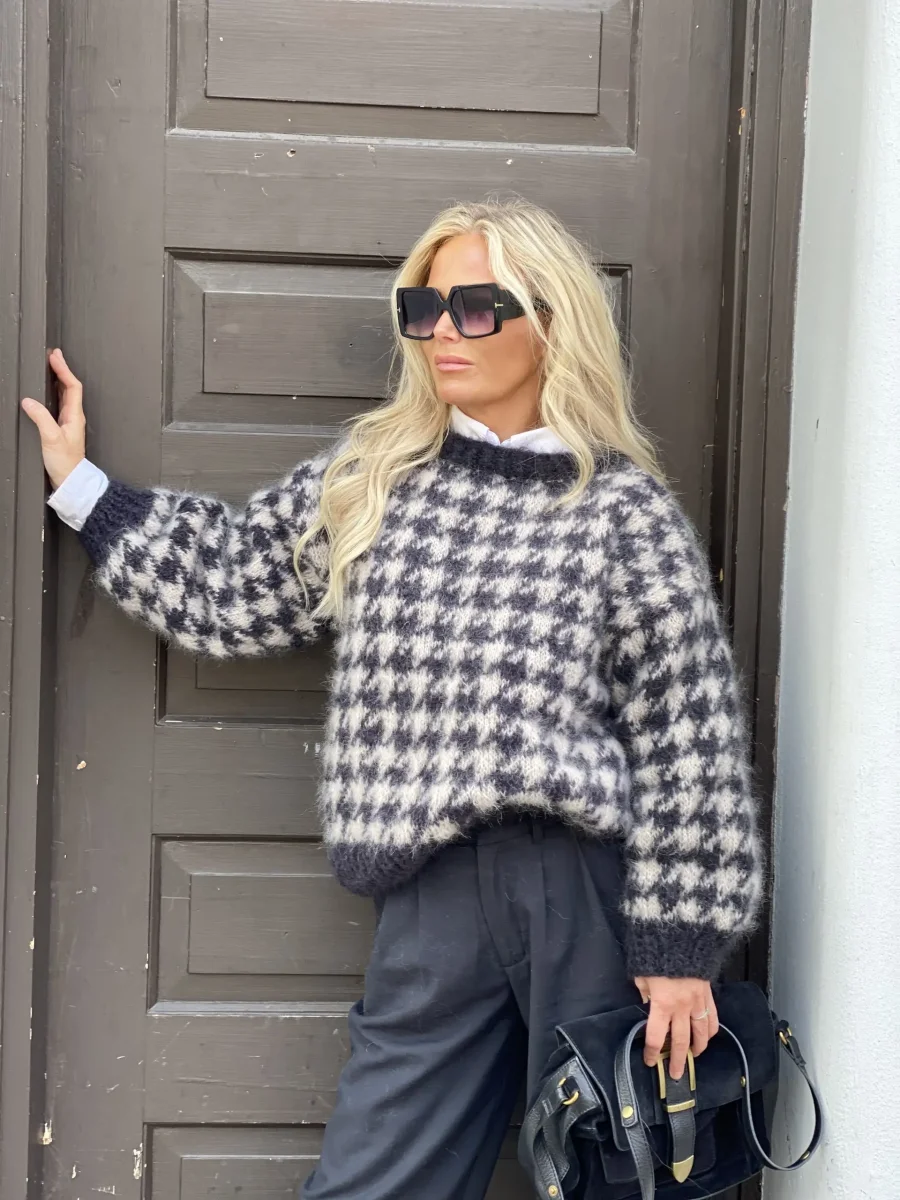 WINTHER sweater
